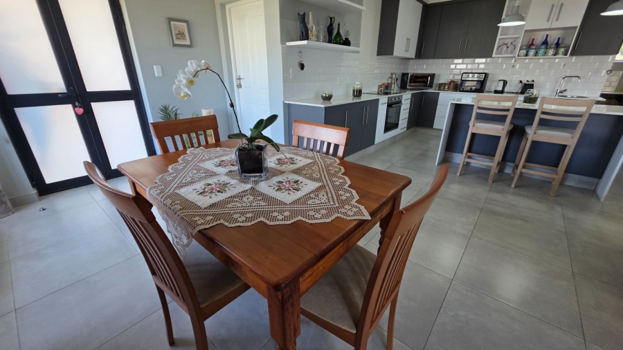 3 Bedroom Property for Sale in Blue Ridge Western Cape